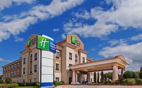 Holiday Inn Express Victoria Texas